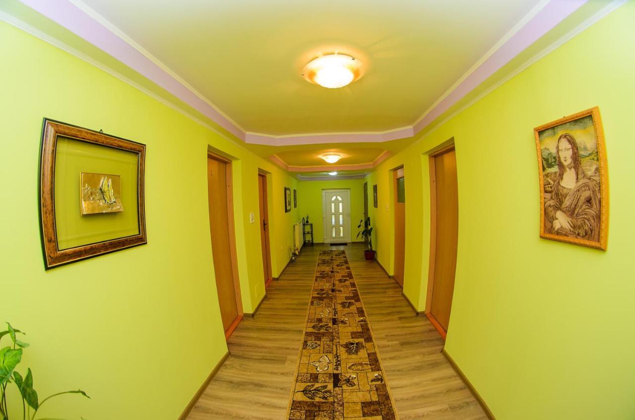 Casa Liana Hotel Oradea Eksteriør billede